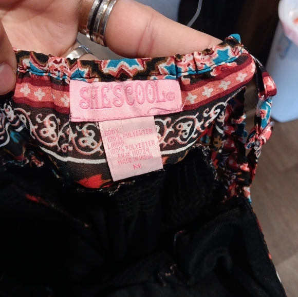 She's Cool Boho Maxi Dress Sz Medium Multicolor Pattern Adjustable Straps - Picture 4 of 5